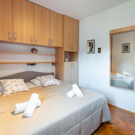 Holiday Home Nevera Makarska Exterior photo