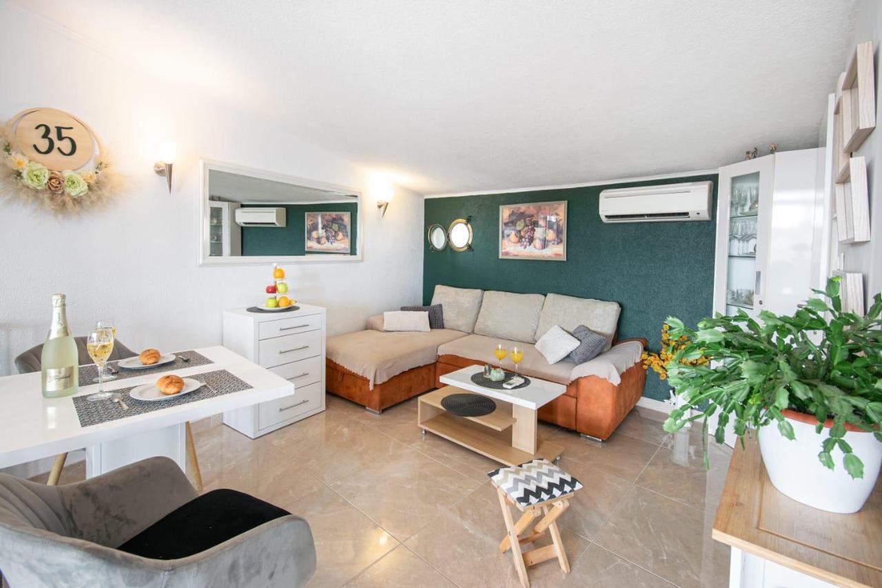 Holiday Home Nevera Makarska Exterior photo